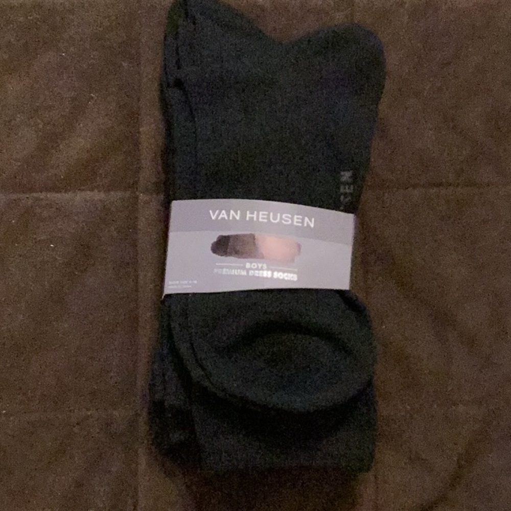 NWT Three Pack Van Heusen Premium Boys Black Dress Socks